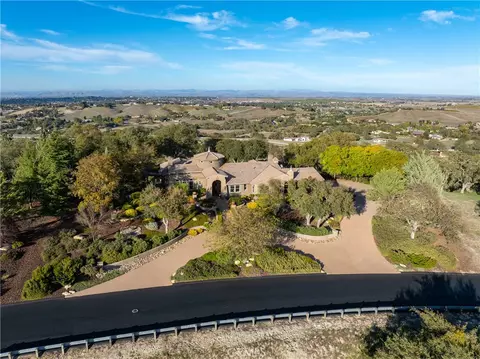 View/Area - 2438 Battering Rock, Templeton, CA 93465 photo 5 of 5