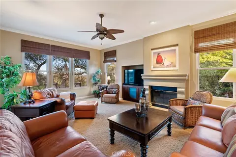 Living - 2438 Battering Rock, Templeton, CA 93465 photo 4 of 5