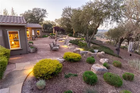 Exterior - 2438 Battering Rock, Templeton, CA 93465 photo 7 of 23