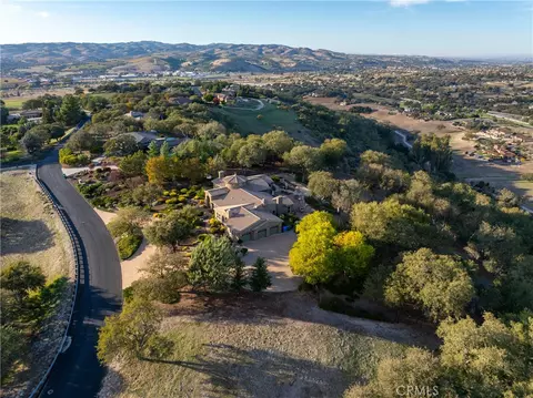 View/Area - 2438 Battering Rock, Templeton, CA 93465 photo 3 of 4