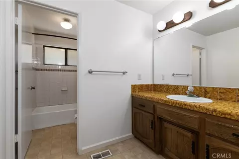 Bath - 7905 San Gregorio Rd, Atascadero, CA 93422 photo 2 of 3