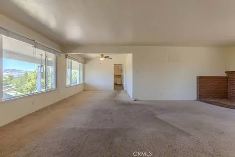 Living - 750 Tanner, Paso Robles, CA 93446 photo 3 of 5