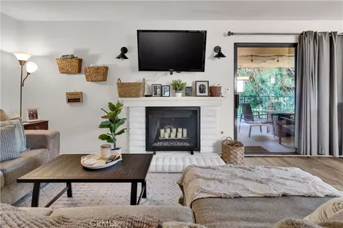 Living - 139 Flag, Paso Robles, CA 93446 photo 1 of 2