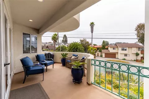 Exterior - 735 Piney Way, Morro Bay, CA 93442 photo 2 of 2