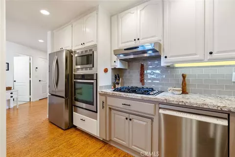 Kitchen - 735 Piney Way, Morro Bay, CA 93442 photo 3 of 3