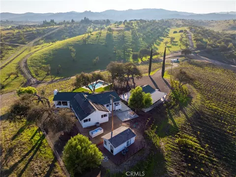 View/Area - 550 Villa Lots Rd, Paso Robles, CA 93446 photo 1 of 1