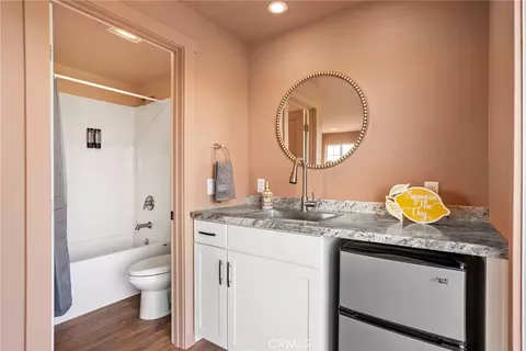 Bath - 550 Villa Lots Rd, Paso Robles, CA 93446 photo 4 of 4