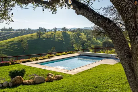 Exterior - 550 Villa Lots Rd, Paso Robles, CA 93446 photo 6 of 6