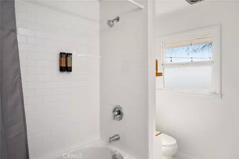 Bath - 550 Villa Lots Rd, Paso Robles, CA 93446 photo 3 of 4