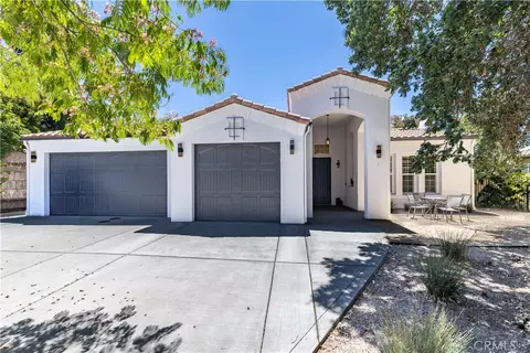 915 Vista Cerro Dr, Paso Robles, CA 93446
