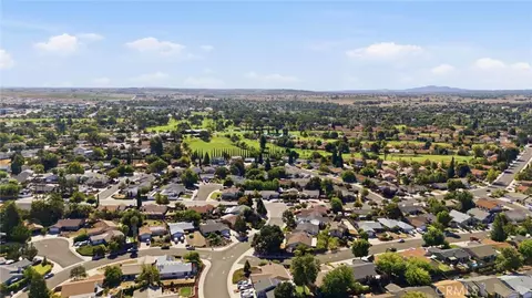View/Area - 834 Nicklaus, Paso Robles, CA 93446 photo 6 of 12