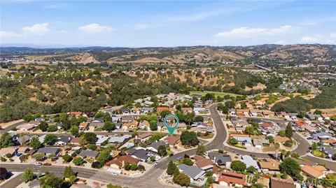 View/Area - 834 Nicklaus, Paso Robles, CA 93446 photo 9 of 12