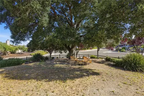 Exterior - 834 Nicklaus, Paso Robles, CA 93446 photo 3 of 7
