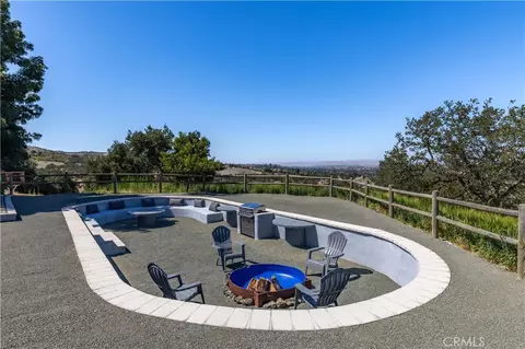Exterior - 840 Madrone, Paso Robles, CA 93446 photo 7 of 20