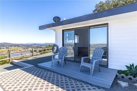 Exterior - 840 Madrone, Paso Robles, CA 93446 photo 6 of 20