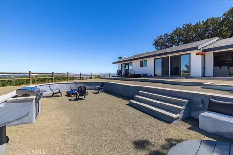 Exterior - 840 Madrone, Paso Robles, CA 93446 photo 10 of 20