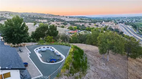 840 Madrone, Paso Robles, CA 93446 photo 35