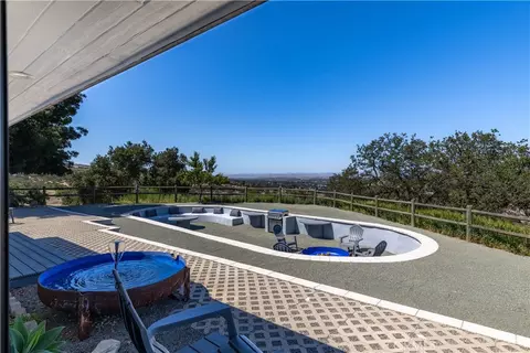 Exterior - 840 Madrone, Paso Robles, CA 93446 photo 9 of 20