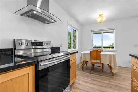 Kitchen - 840 Madrone, Paso Robles, CA 93446 photo 6 of 7