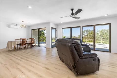 Living - 840 Madrone, Paso Robles, CA 93446 photo 1 of 2