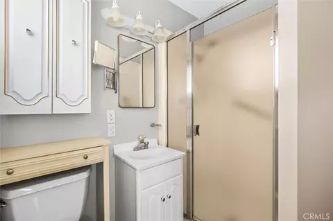 Bath - 1229 Dorothy, Paso Robles, CA 93446 photo 2 of 3