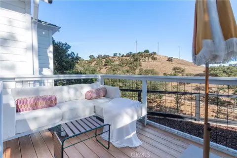 Exterior - 127 Capitol Hl, Paso Robles, CA 93446 photo 6 of 7