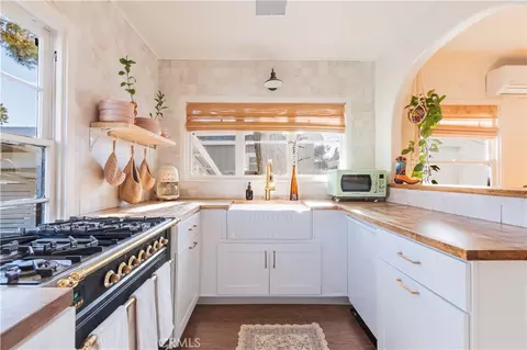 Kitchen - 127 Capitol Hl, Paso Robles, CA 93446 photo 2 of 2