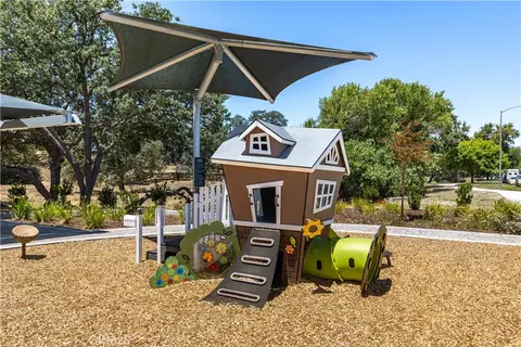 Exterior - 1105 Parkview Ln, Paso Robles, CA 93446 photo 10 of 10