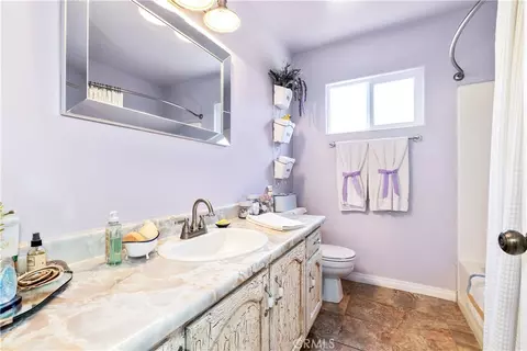 Bath - 1105 Parkview Ln, Paso Robles, CA 93446 photo 1 of 4