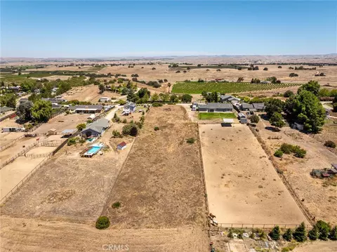 8290 Plane View Pl, Paso Robles, CA 93446 photo 8