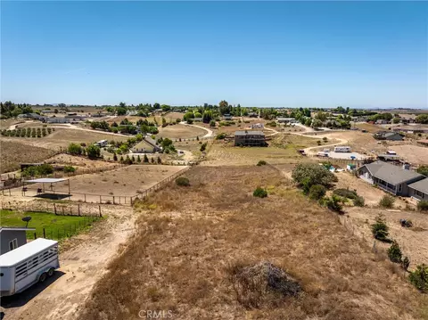8290 Plane View Pl, Paso Robles, CA 93446 photo 13
