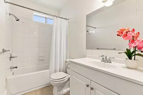 Bath - 1844 Vine, Paso Robles, CA 93446 photo 2 of 3