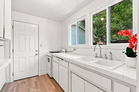 Kitchen - 1844 Vine, Paso Robles, CA 93446 photo 2 of 3