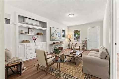 Living - 1844 Vine, Paso Robles, CA 93446 photo 3 of 4