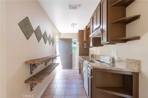 Entry Way - 2015 Oak, Paso Robles, CA 93446 photo 1 of 1