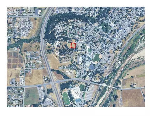 357 Crum Rd, Templeton, CA 93465 photo 4