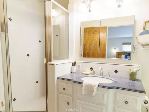 Bath - 610 Allen Ct, Templeton, CA 93465 photo 1 of 4