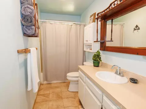 Bath - 610 Allen Ct, Templeton, CA 93465 photo 3 of 4