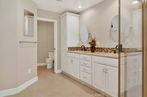 Bath - 941 Pellham, Lompoc, CA 93436 photo 2 of 9