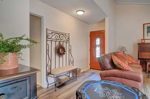 Entry Way - 3944 Mesa Cir, Lompoc, CA 93436 photo 1 of 1