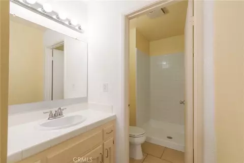 Bath - 158 Flag Way, Paso Robles, CA 93446 photo 2 of 2