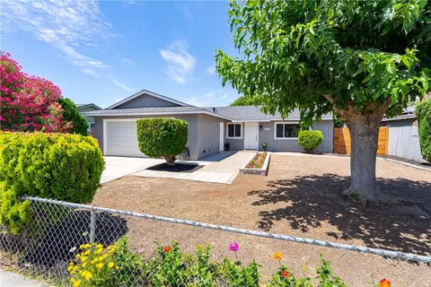Exterior - 265 Via Ramona, Paso Robles, CA 93446 photo 1 of 14