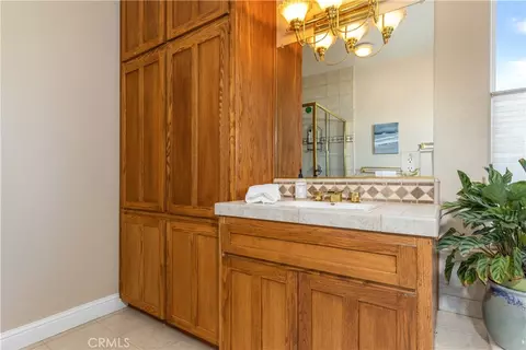 Bath - 1615 Buggywhip Ln, Paso Robles, CA 93446 photo 11 of 11