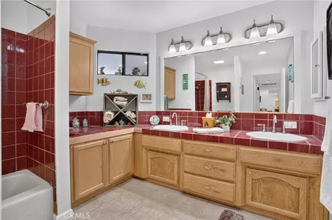 Bath - 1031 Rachel, Paso Robles, CA 93446 photo 3 of 4