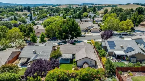 View/Area - 25 Aurora, Templeton, CA 93465 photo 7 of 13