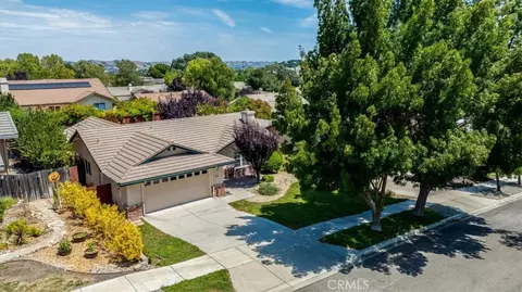 View/Area - 25 Aurora, Templeton, CA 93465 photo 1 of 13