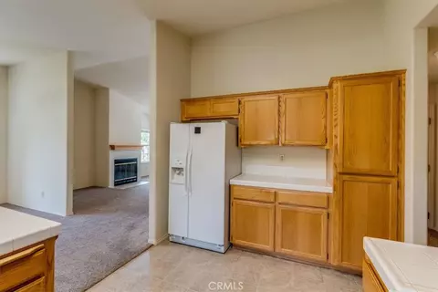 Kitchen - 25 Aurora, Templeton, CA 93465 photo 5 of 6