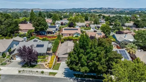View/Area - 25 Aurora, Templeton, CA 93465 photo 2 of 13