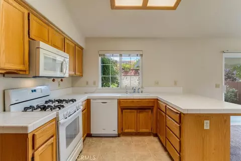 Kitchen - 25 Aurora, Templeton, CA 93465 photo 3 of 6
