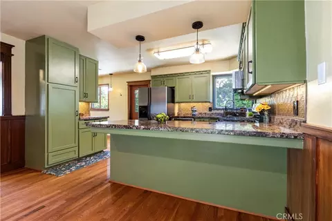 Kitchen - 370 Pacific Ave, Paso Robles, CA 93446 photo 4 of 10